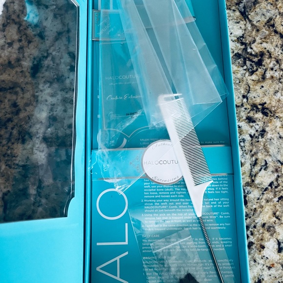 Halo 16 in black extensions. #1 color Fine hair texture. - Picture 7 of 7